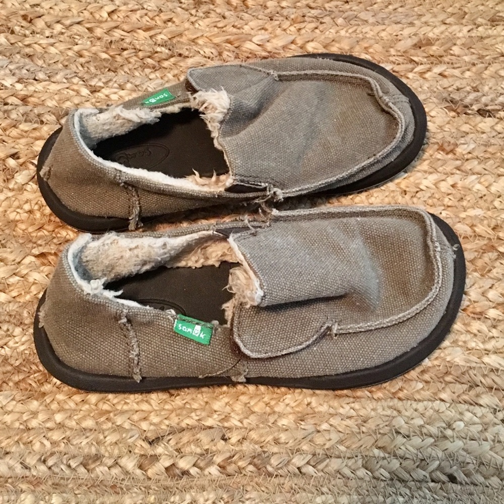 Sanuk slip on